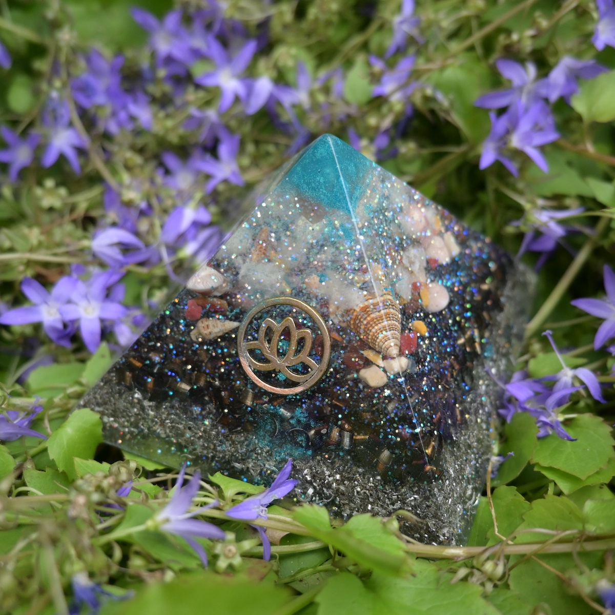 Lotus Pyramid – Soul Resonance - Amara Aurora